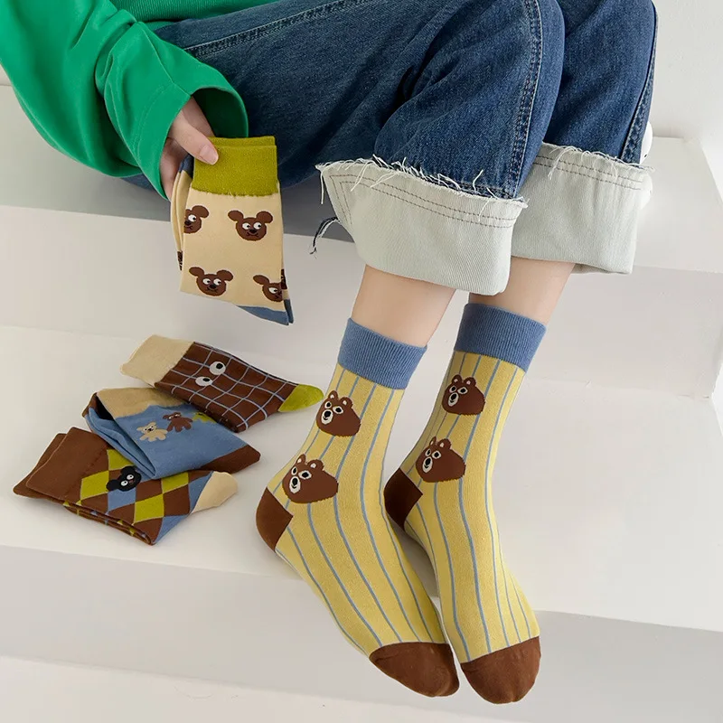 

Полосатые клетчатые женские носки с изображением медведя, милые хлопковые женские носки хаки, авокадо, зеленые длинные Разноцветные Повседневные носки на весну и осень