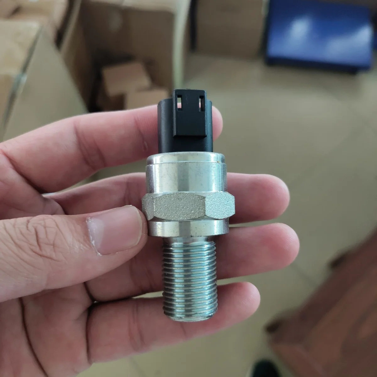 

Electric parts 15090257 Excavator pressure switch Sensor for EC