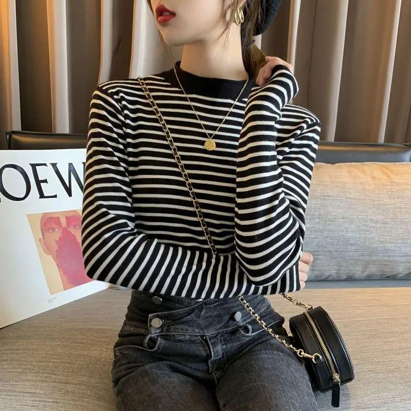

Turtleneck Striped Long Sleeve T-shirt Woman Aesthetic Women's Top Causal Harajuku Tees Original Clothing Elegant Youth Pulovers