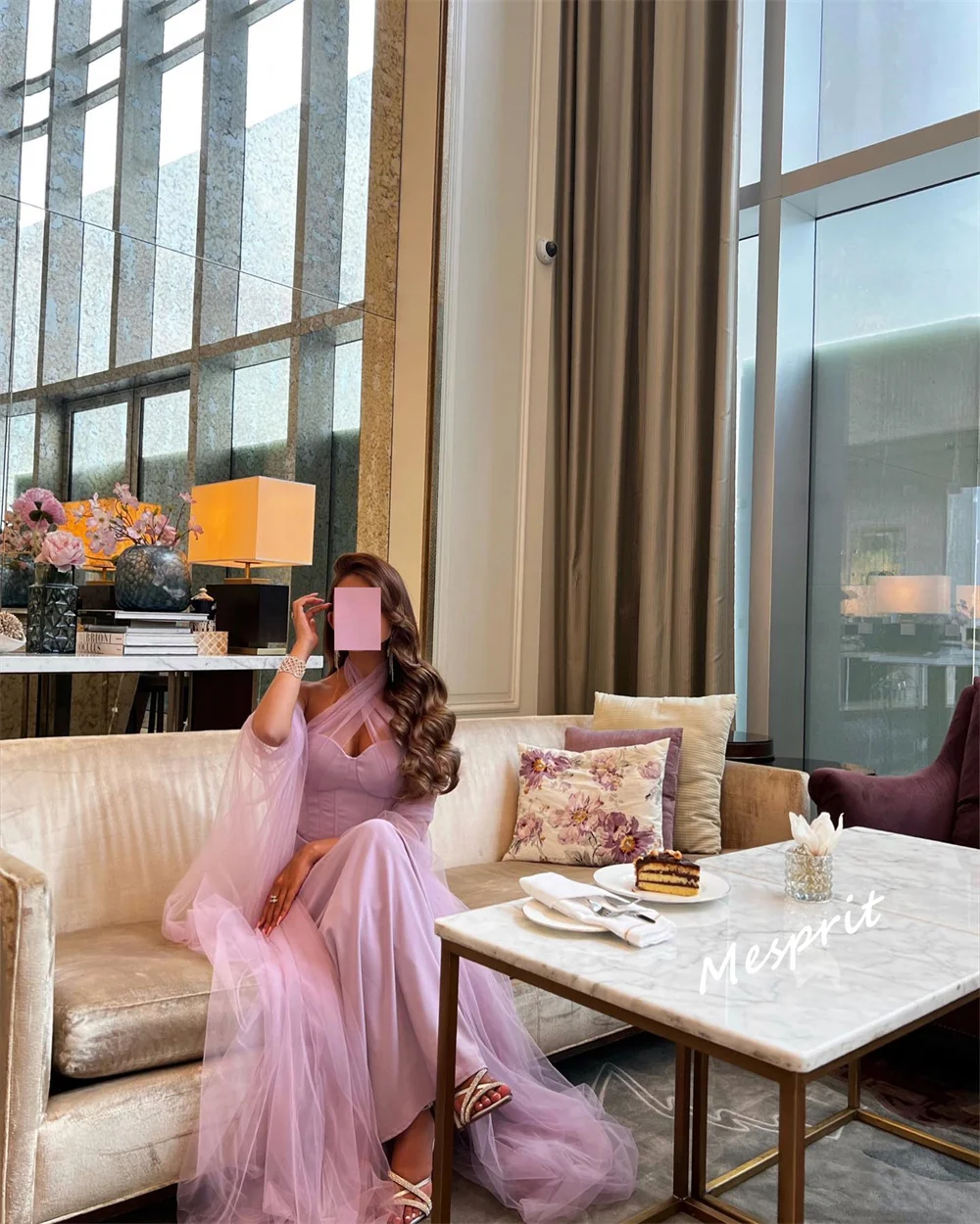 Индивидуальное платье Quinceanera высокого качества с лямкой на шее и длиной до пола