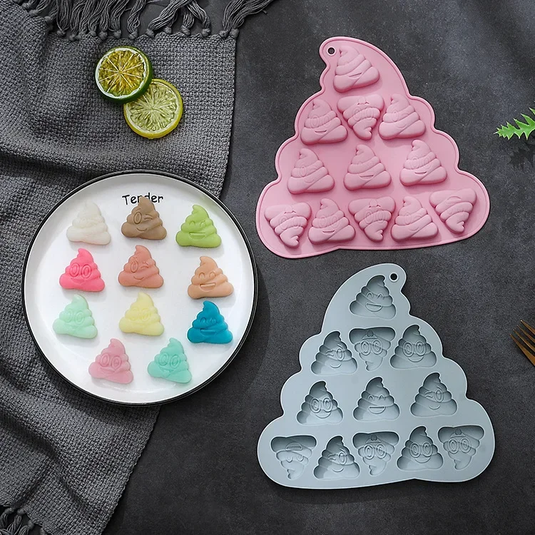 Силиконовая форма с 12 отверстиями и различными выражениями какашек