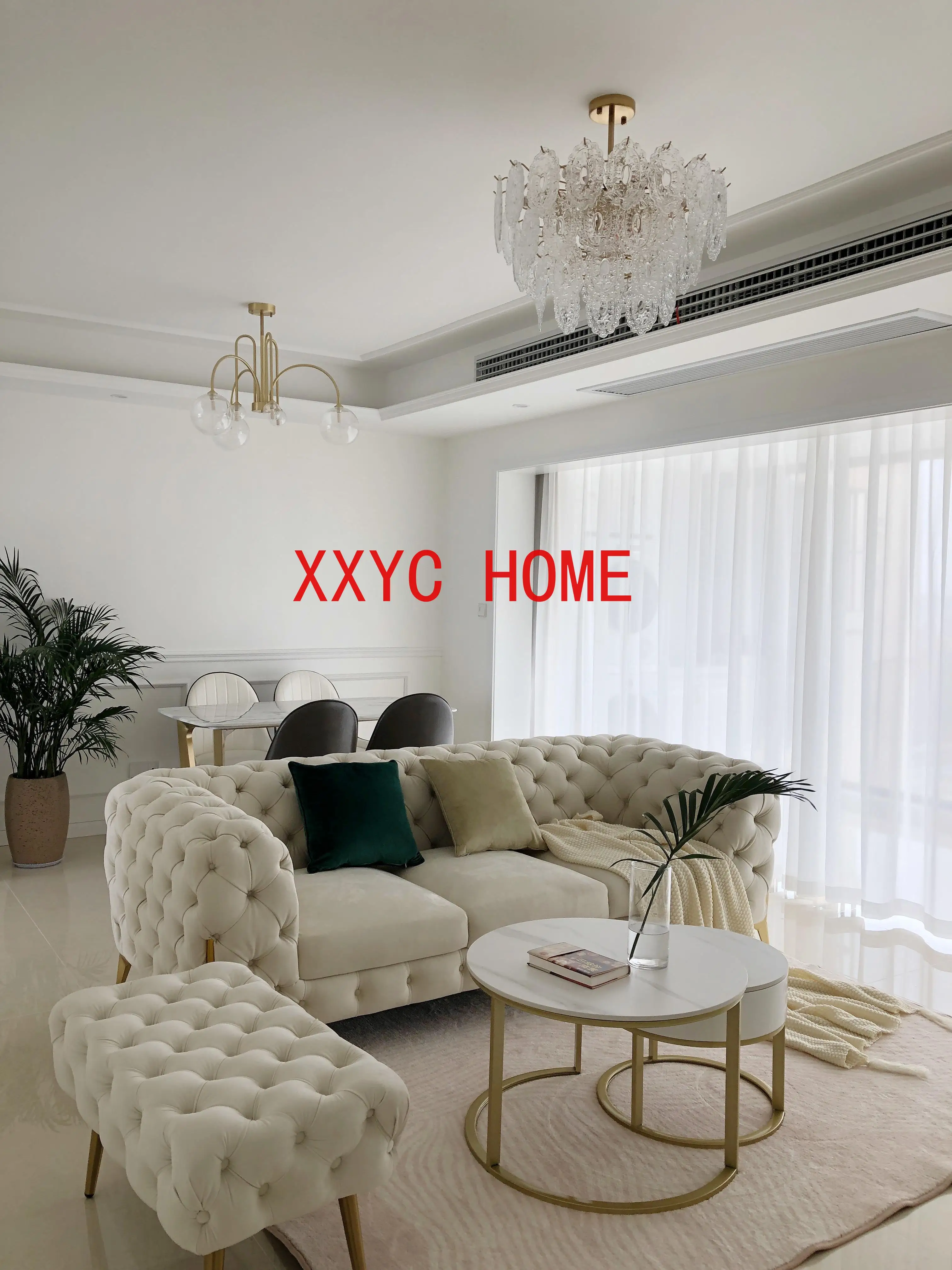 Кожаный комбинированный диван для гостиной маленькой квартиры