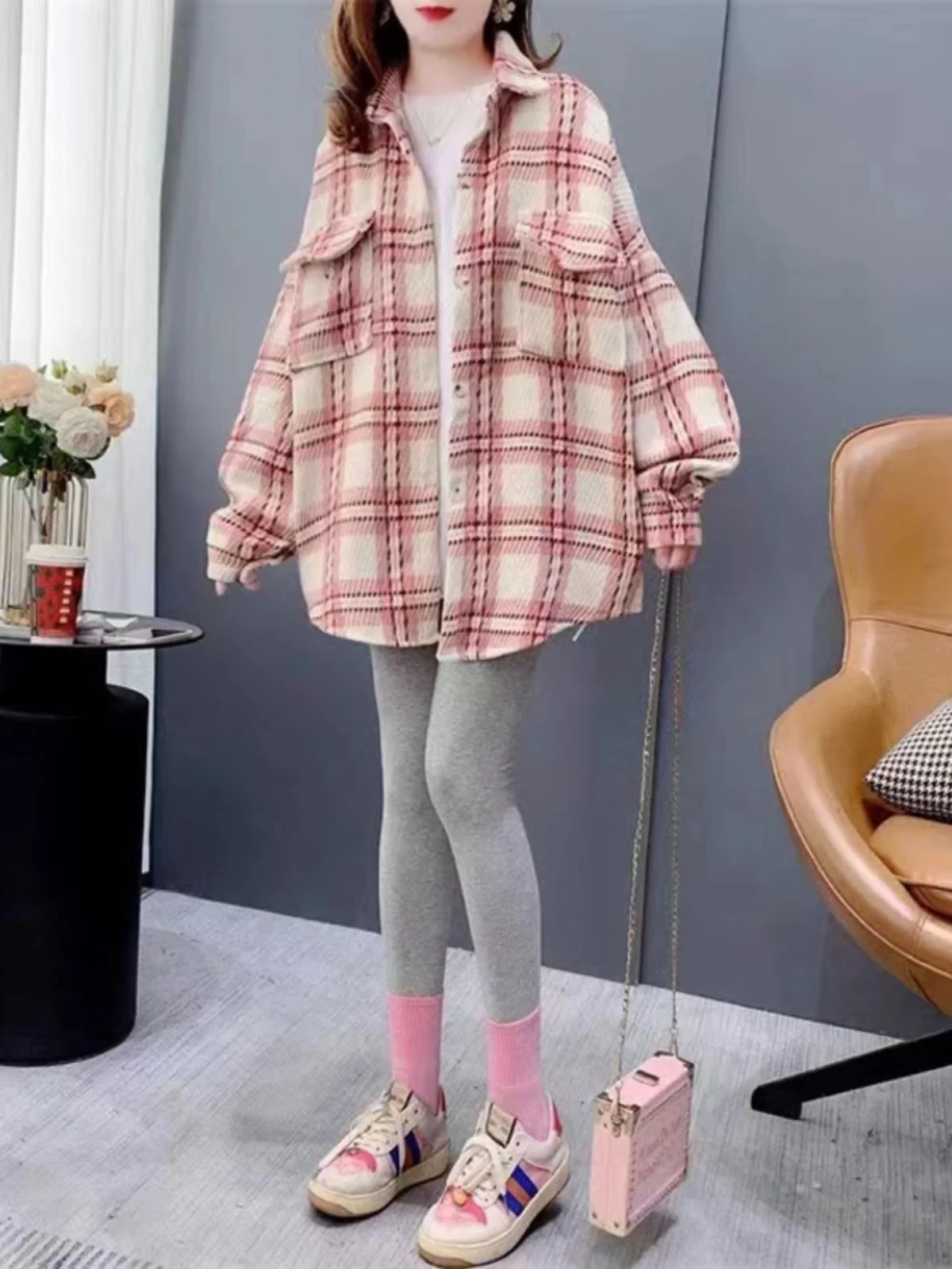 Утолщенные клетчатые рубашки для женщин осень и зима 2024 новая свободная