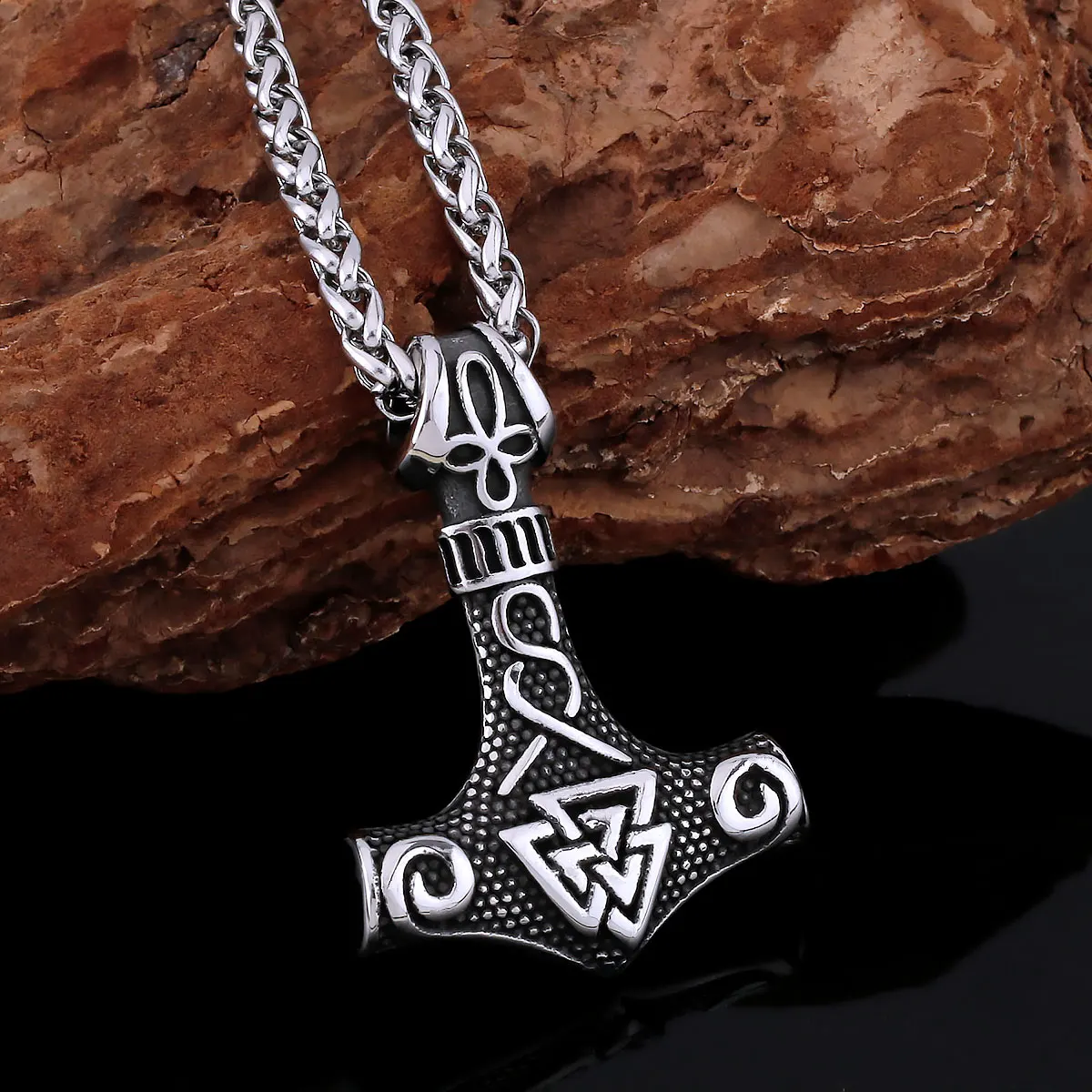 

316L Stainless Steel Retro Quake Viking Necklace Odin Men's Stainless Steel Amulet Pendant Jewelry Fashion Punk Accessories