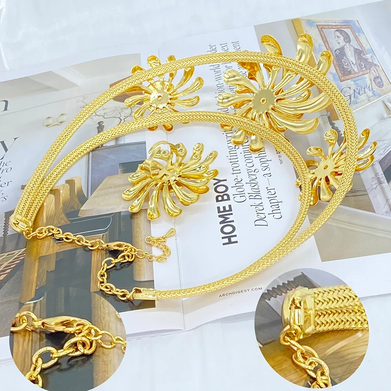 Комплект из колье и серёг 18-каратного золота