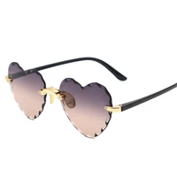 2021 fashion heart sunglasses women plastic trimmed love frameless sunglasses uv400 for female eyewear lentes de sol mujer