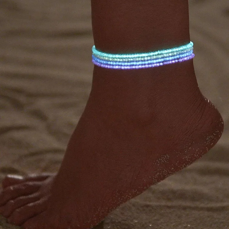 

2023 New 4Pcs/Set Luminous Rice Beads Anklets For Women Colorful Elastic Beaded Anklet Bracelet Glow In The Dark Foot Jewelry