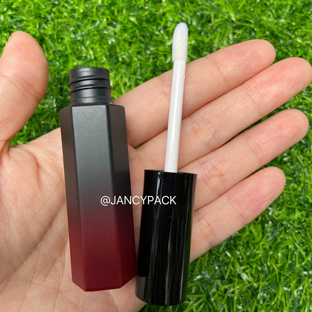 

8ml Gradient DIY Lip Balm Tube Container With Cap Empty Lipstick Bottle Lipgloss Tube Cosmetic Sample Container Custom Logo