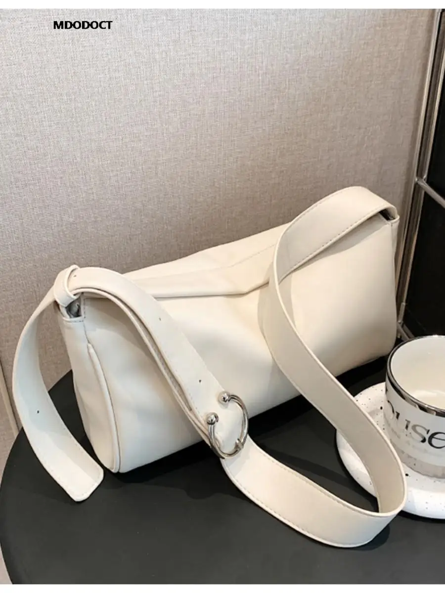 

2023 Summer Solid Color Large Capacity Shoulder Bags New Luxury Design Trendy Ladies Handbags High Quality Leather PU Crossbody