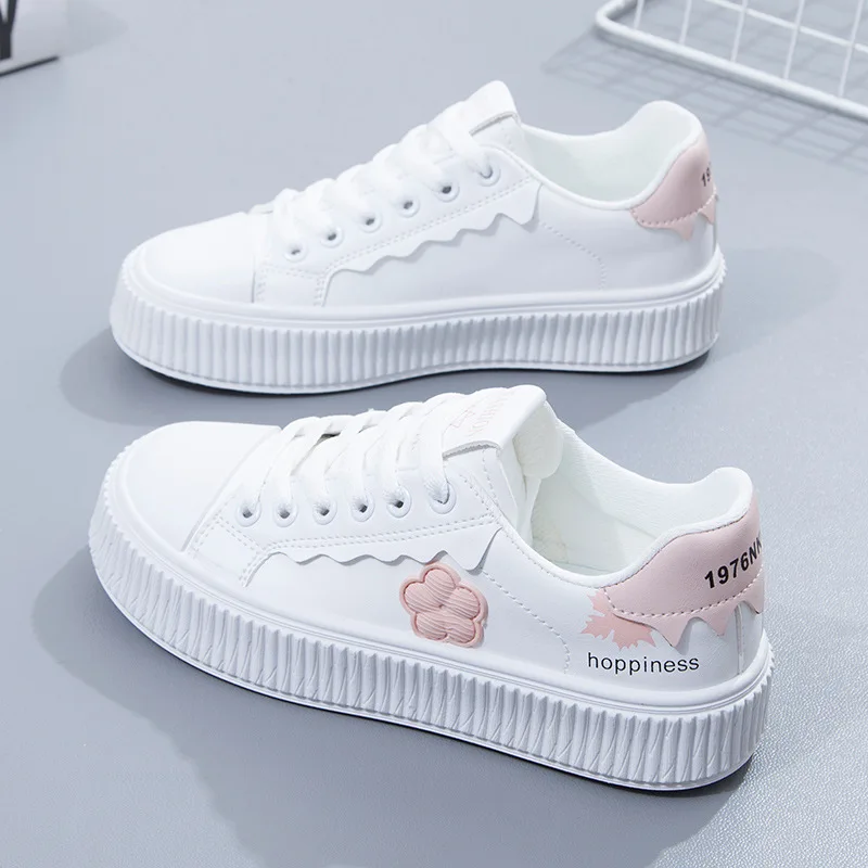 

Lovely Flower Little White Sneakers Shoes Women's New Board Shoes Flat Leather Top Women's Vulcanize Shoes Casual Shoes