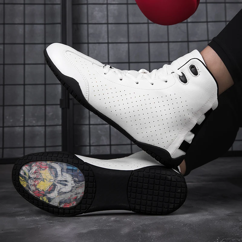 Professional Boxing Boots Wrestling Shoes Equipment Combat Sports Shoes Men and Women Fitness Equipment Training Fighting Boots