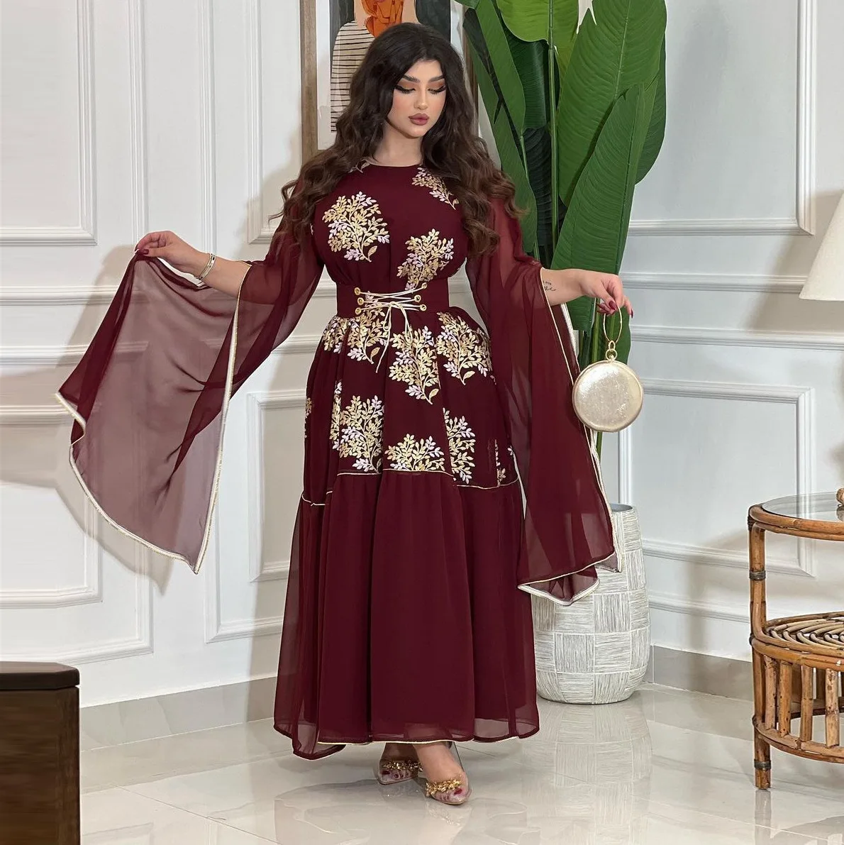 

Muslim Embroidery Dress for Women Yarn Split Big Sleeve Dubai Turkey Belted Evening Dresses Abaya Light Luxury Arabic Clothing