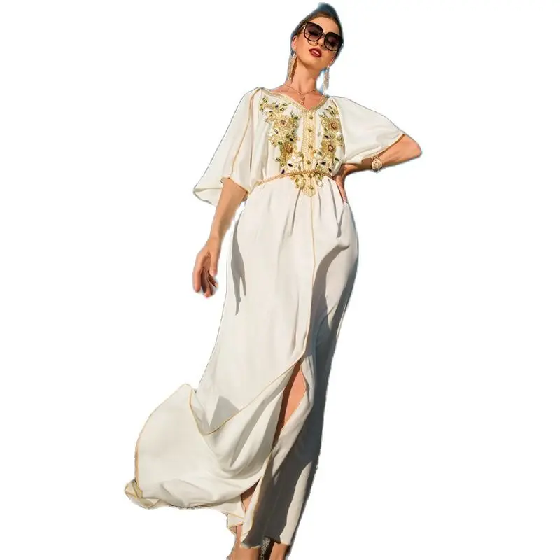 White Evening Dresses Moroccan Caftan Women Golden Trim Handsewn Rhinestones Luxury Abaya Muslim Bridal Gowns Gulf Jalabiya