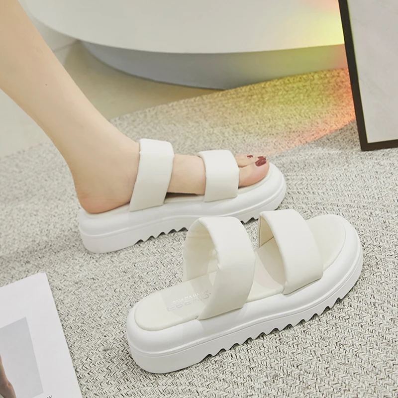 

Female Shoes Slippers Flat Platform Luxury Slides Med 2022 Designer Soft Rubber PU Fashion Shoes Slippers Flat Platform Slipers