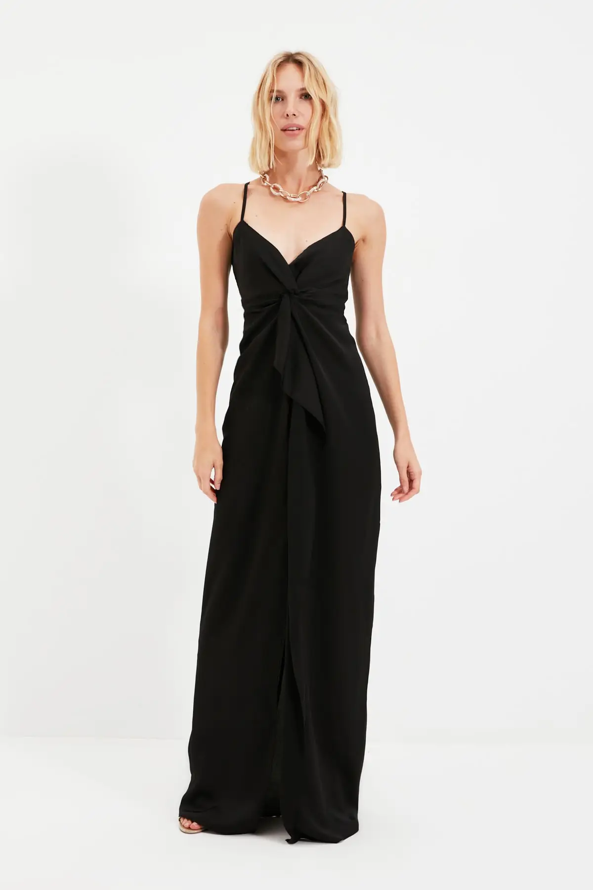 

Trendyol Shir Detailed Evening & Prom Gown TPRSS21AE0191