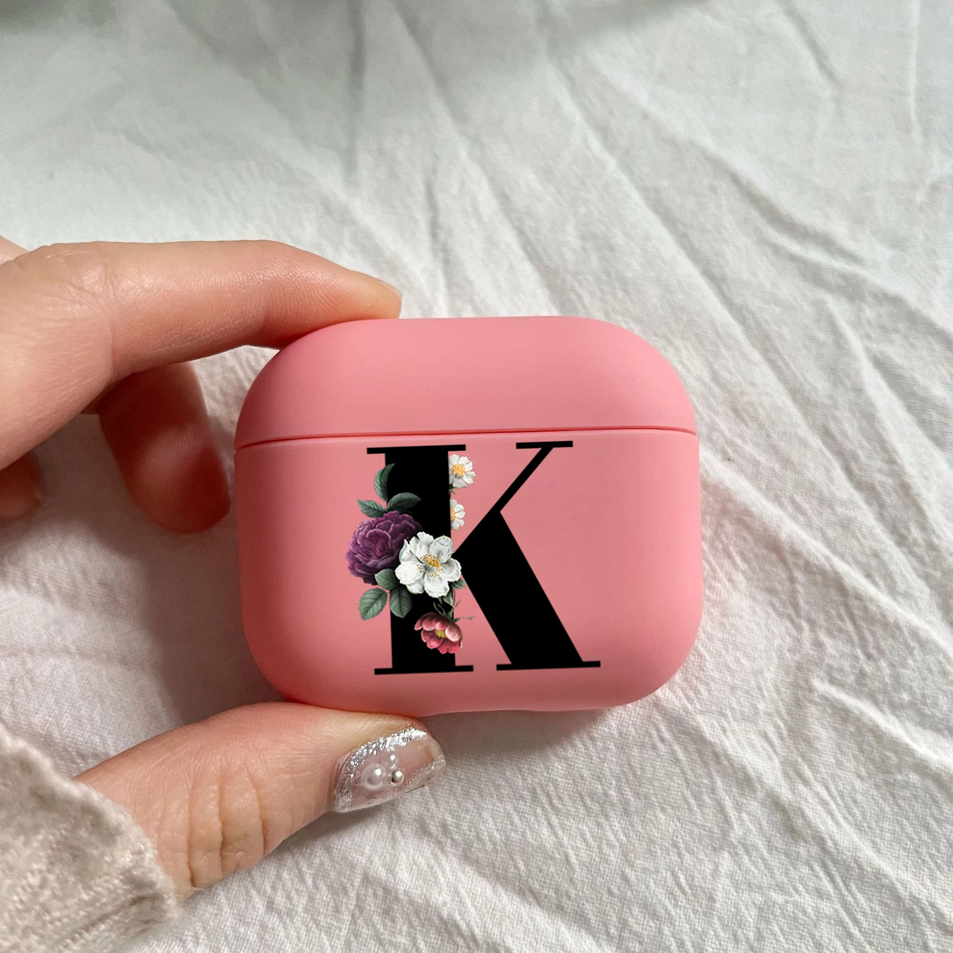 

Fun Black English Alphabet Flower Pink Soft Silicone Apple Wireless Bluetooth Headphone Cover Suitable for AirPods 1 2 3 Pro