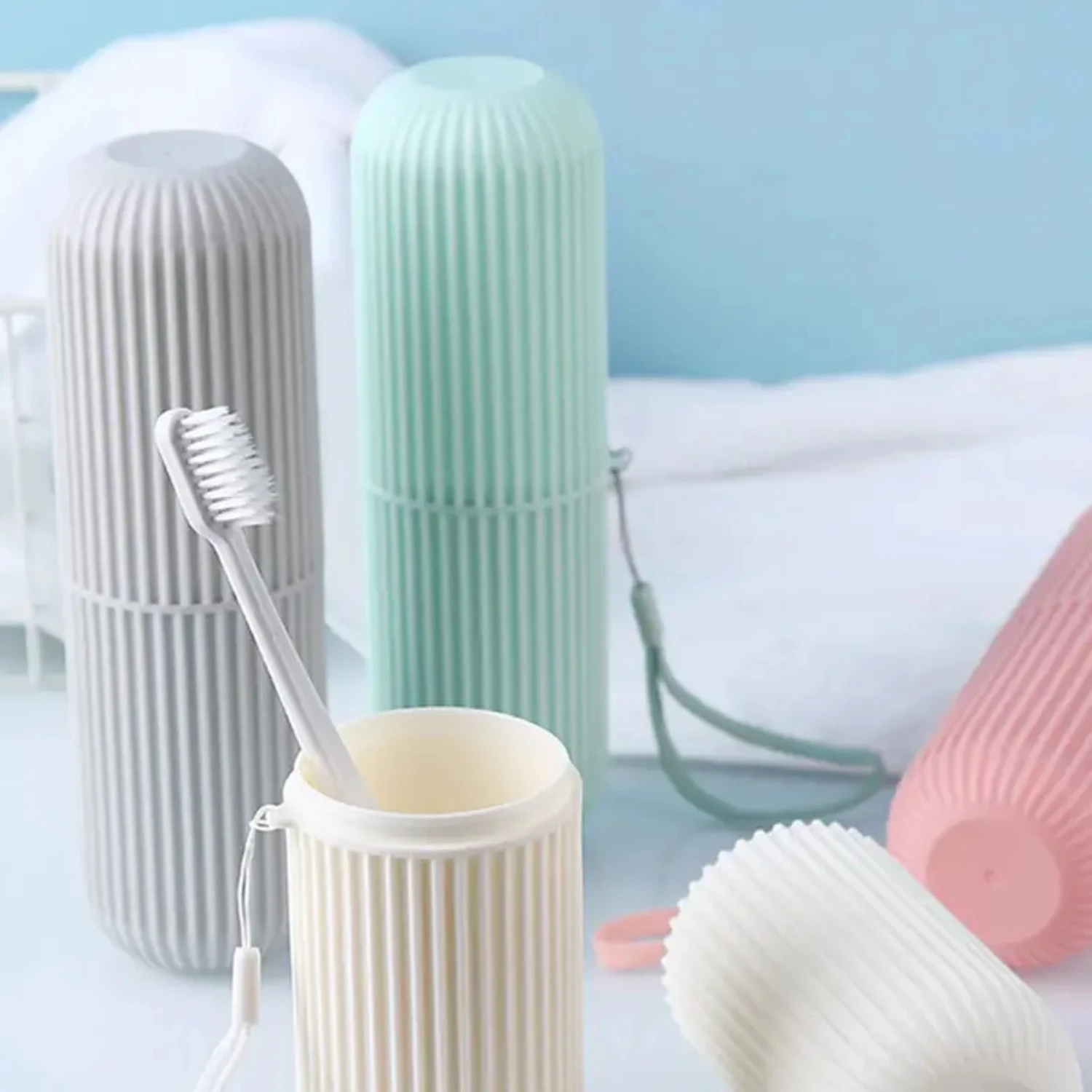 Portable Travel Toothbrush Cup and Case Set for Business Trips Daily Use Convenient Carrier Organizer in Random Color O
