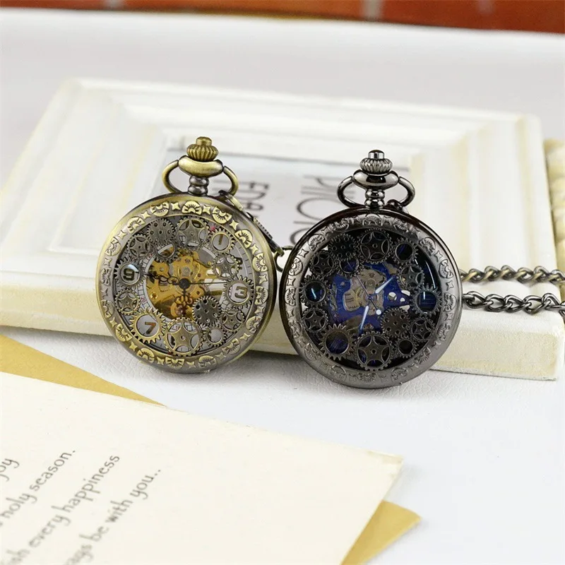 Luxury Mechanical Bronze Gold Pocket Watch for Men Women Skeleton Gear Roman Numeral Dial Fob Chain Pendant Clock for Collection