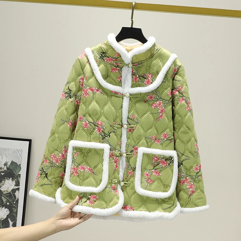 Пальто женское зимнее с хлопковой подкладкой и пряжкой на флисе |