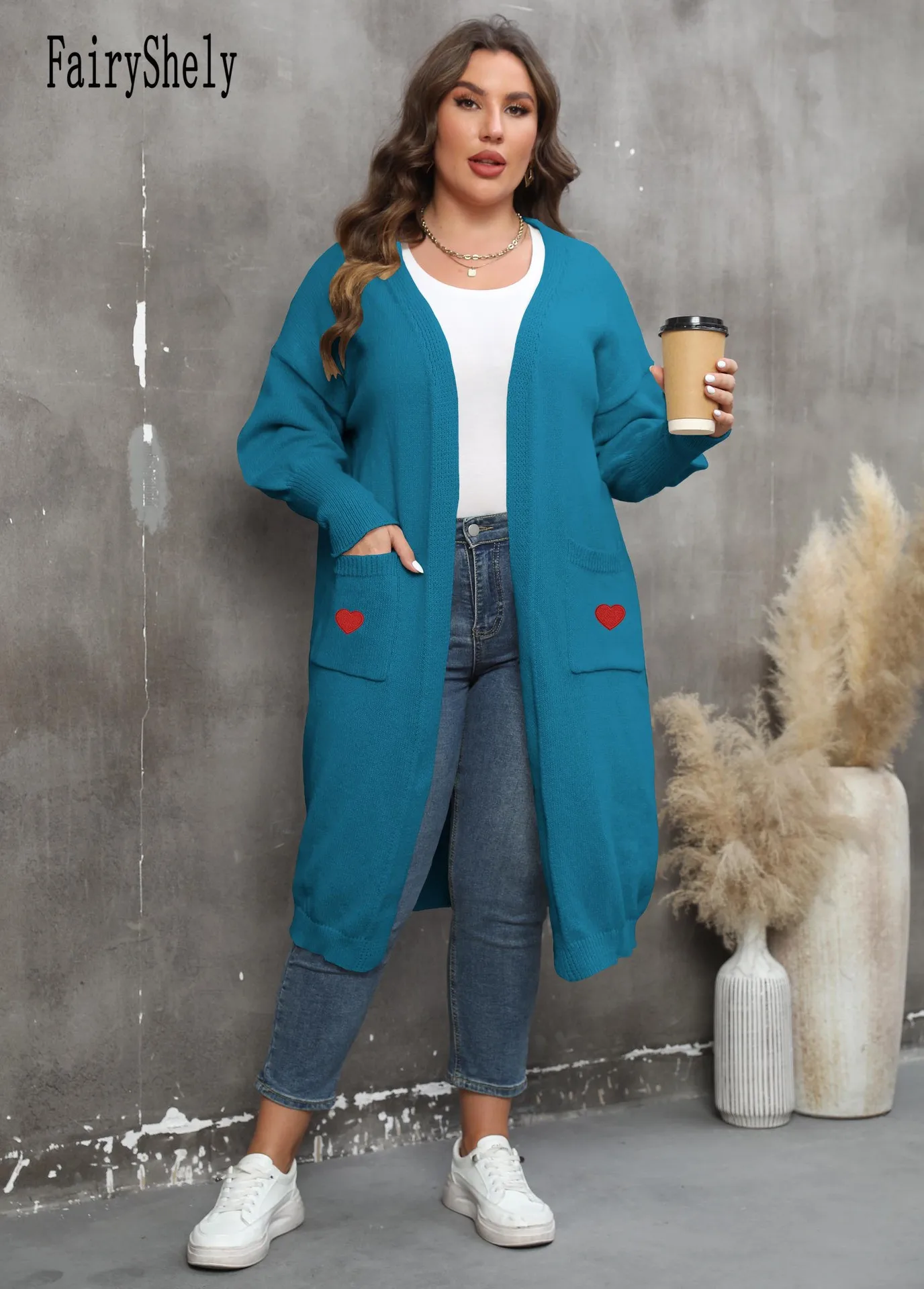 Женский длинный кардиган с карманами свободный трикотажный оверсайз сердечками