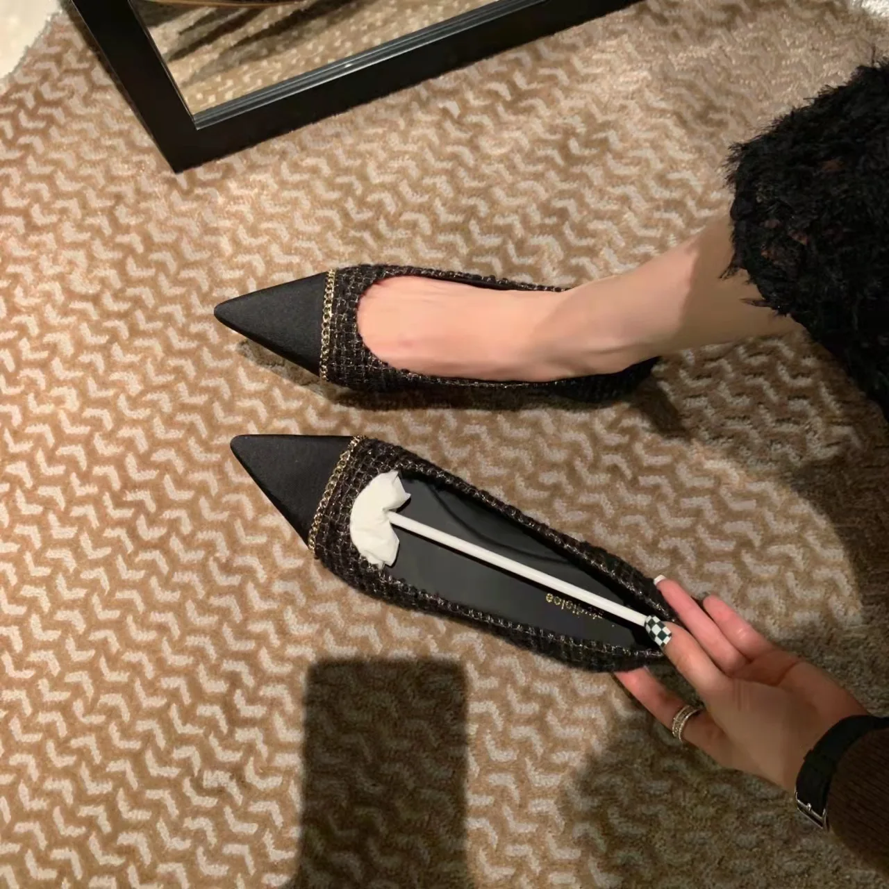 

New leather gold chain pointed shallow mouth flat single woman shoes267