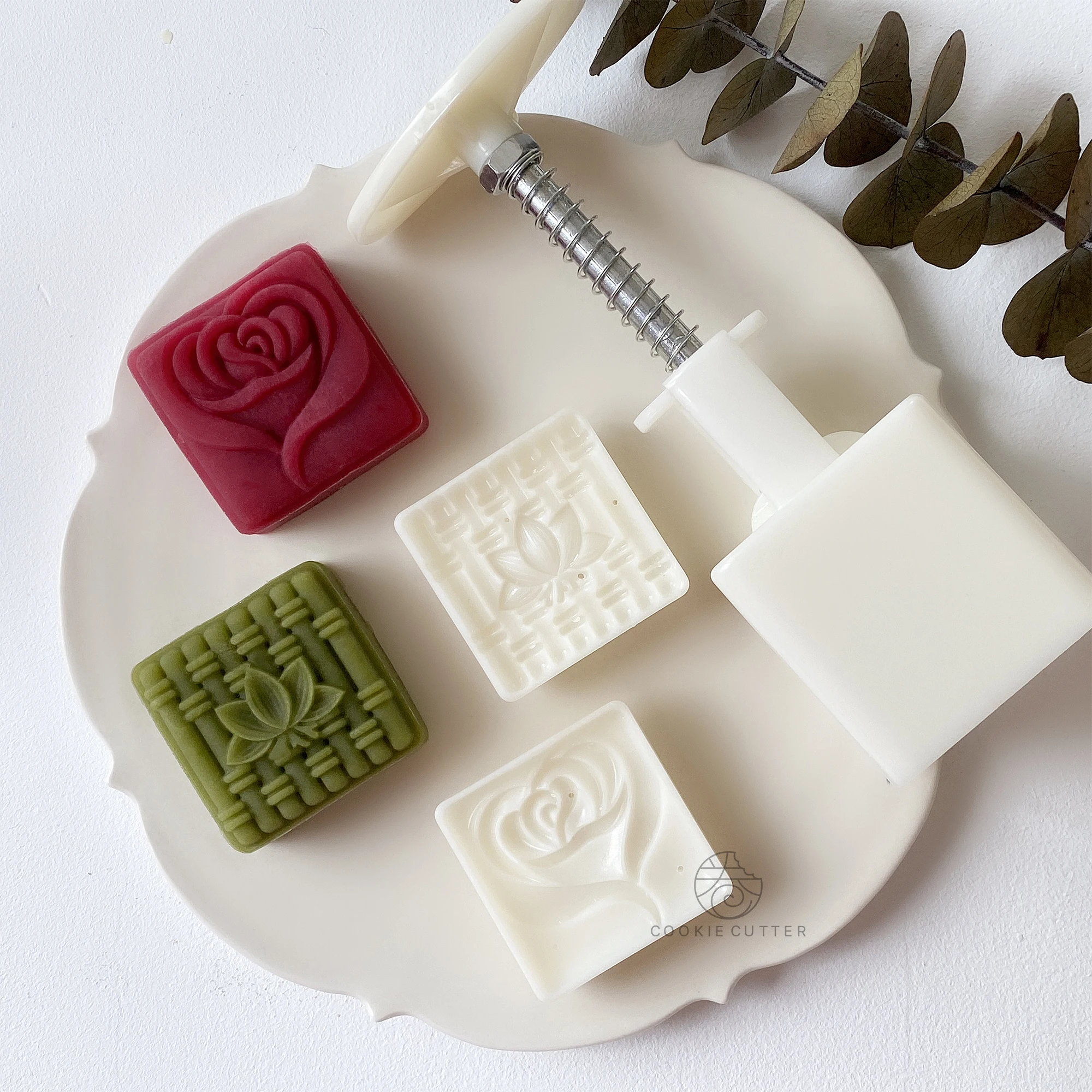 

50-65g Bamboo Rose Flowers Chinese Style Mooncake Mold Refreshment Mung Bean Cake Wagashi Hand Pressure Mid-Autumn Festival Mold