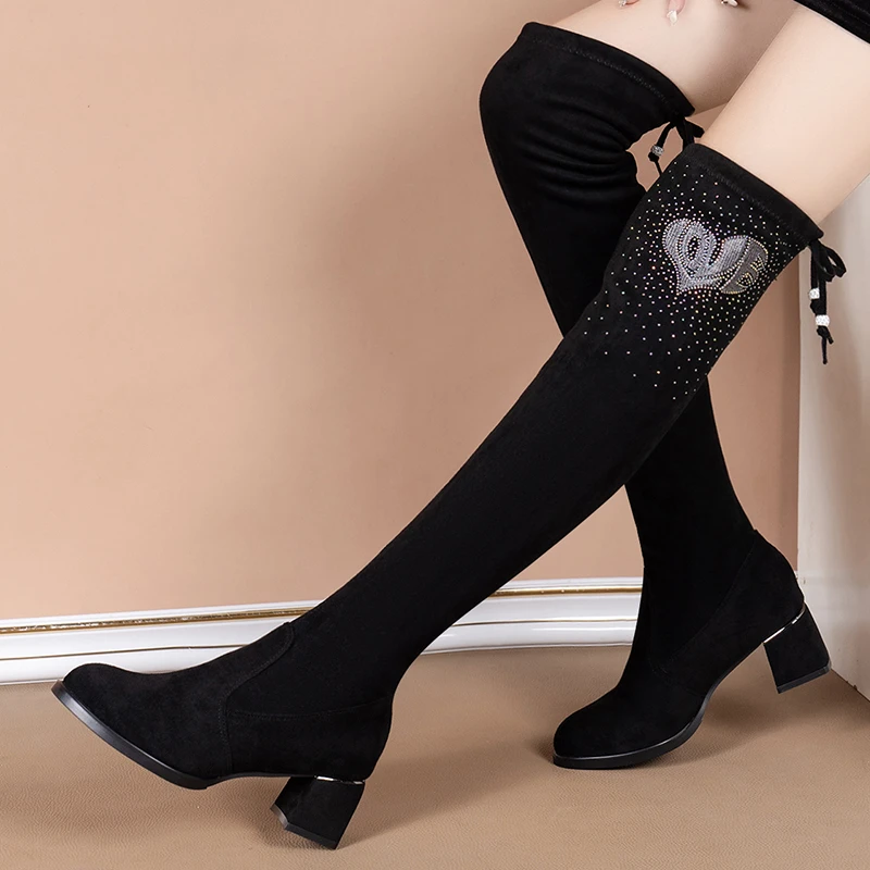 

Женские облегающие сапоги из эластичной ткани, сексуальные длинные сапоги, зима 2022, новые роскошные брендовые теплые сапоги выше колена, же...