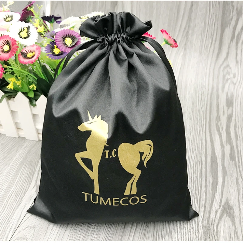 

Сумки с логотипом