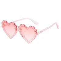 lovely children sunglasses 2022 new fashion heart shaped cute uv400 brand designer plastic frame eyeglasses baby girl sunglasses