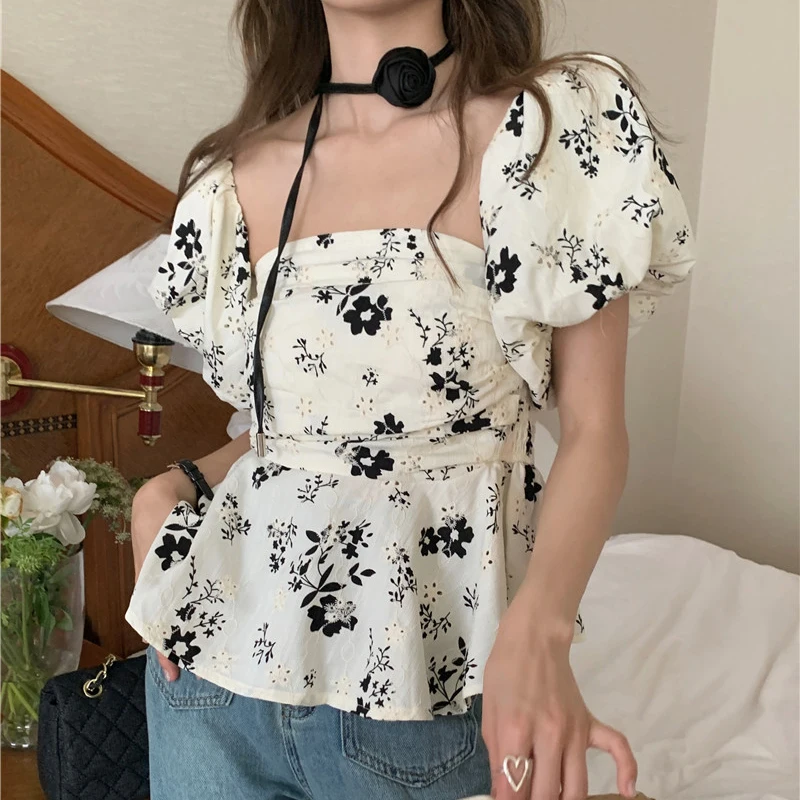 

Женская винтажная блузка с короткими рукавами, привлекательная милая блузка с вышивкой и оборками, рубашка с квадратным воротником и открытой спиной в Корейском стиле, лето 27818