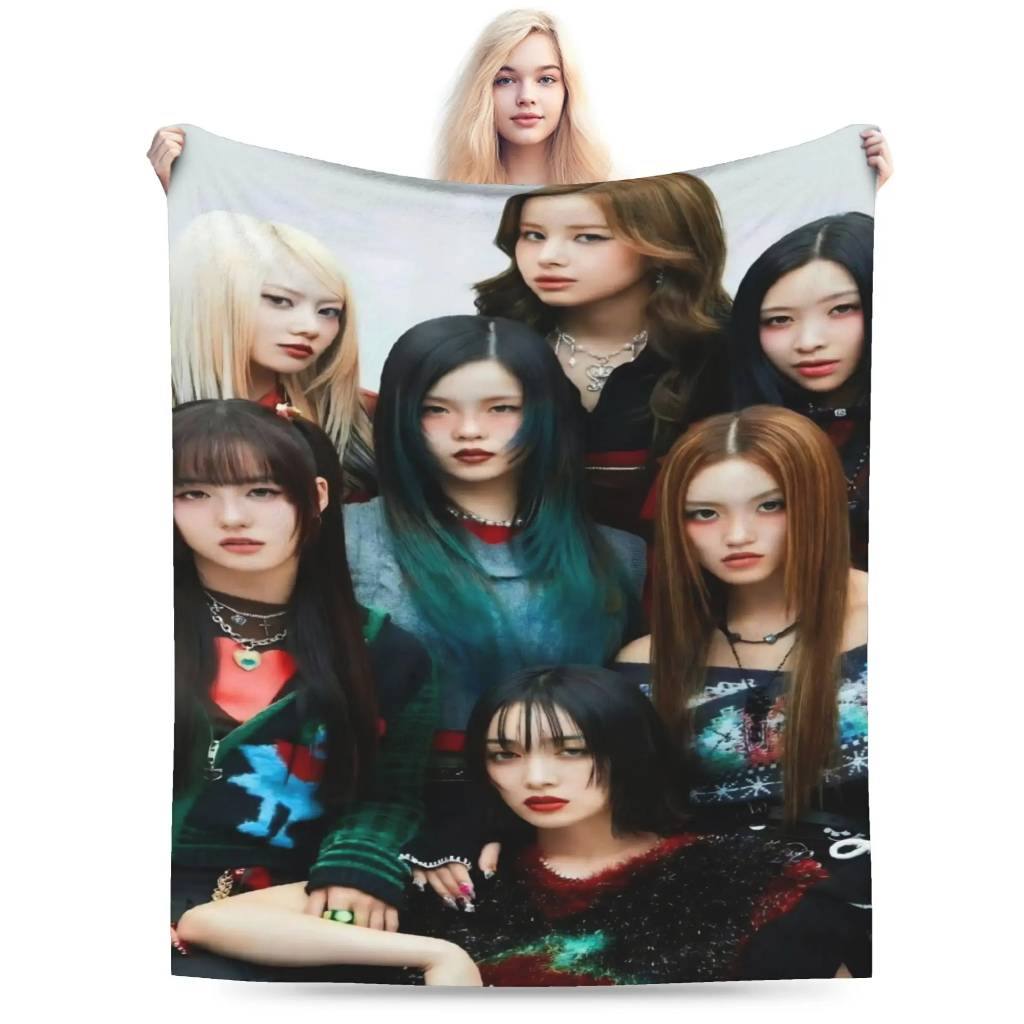 Фото Плед Xtraordinary Girls Merch из легкого тонкого велюра, уютное плюшевое тонкое одеяло. №2