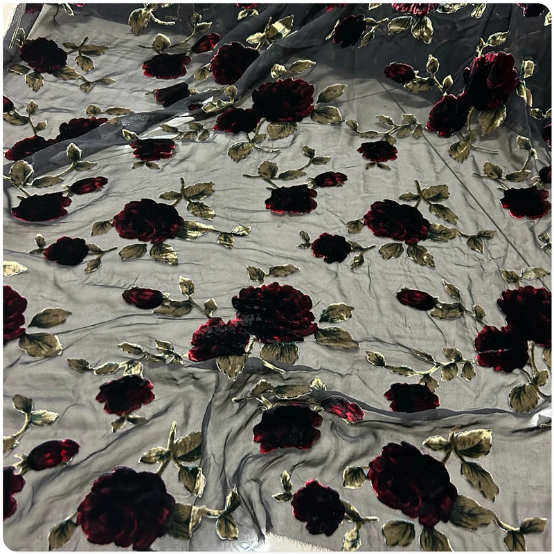 Прозрачная синтетическая шелковая ткань с вырезами из хлопка цветком красной