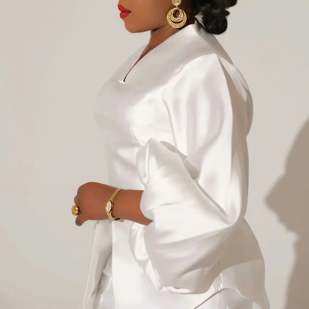 Костюм брючный женский из двух предметов однотонный на весну/осень