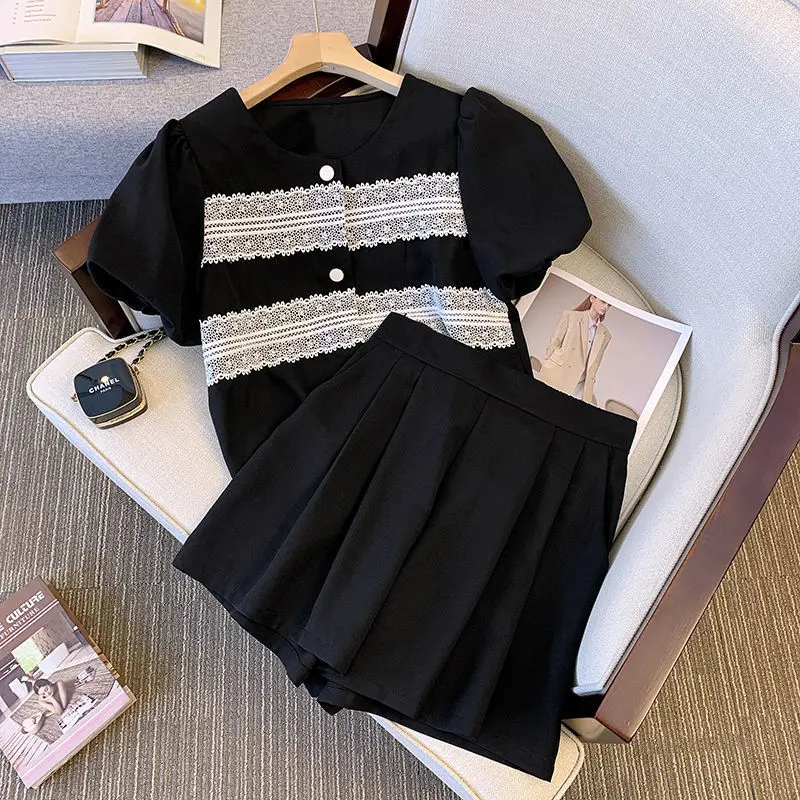 

Плиссированный нишевый костюм с коротким рукавом 2023 женский летний уход за тонким покрытием мясные темпераментные шорты Внешняя Юбка