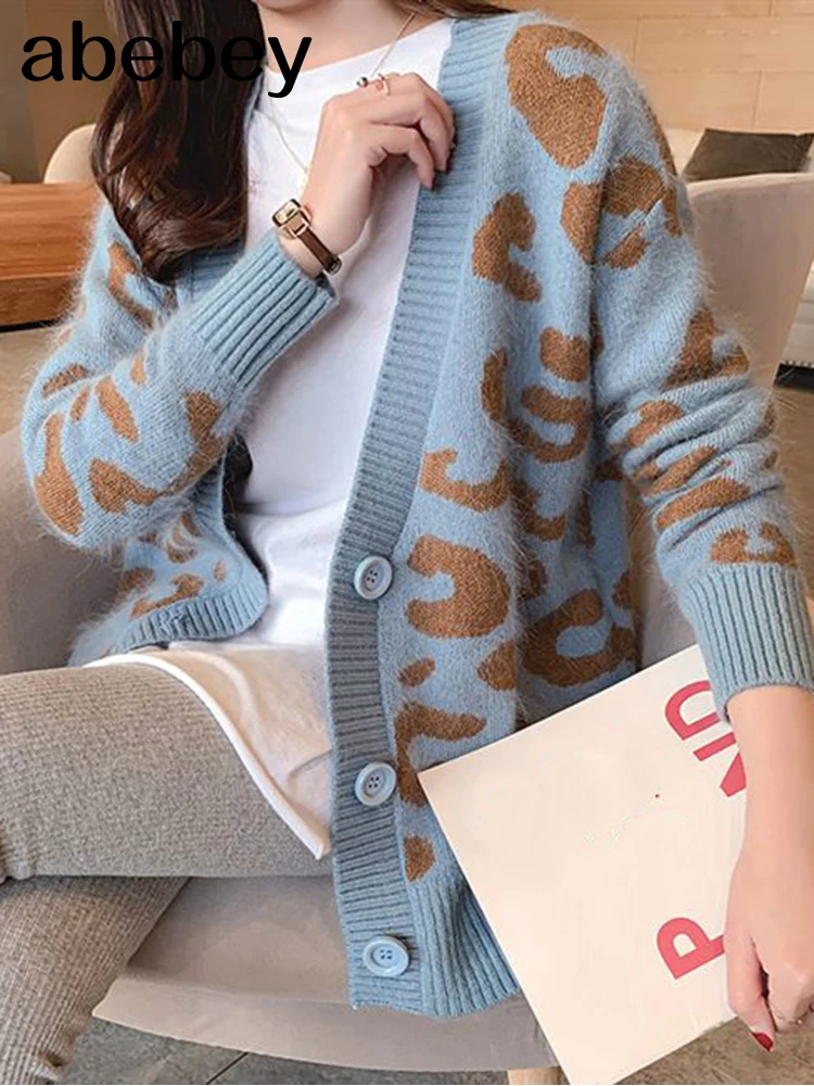 

2022 Autumn Winter Knitted Leopard Sweaters Women Korean V Neck Thick Print Cardigan Coat Loose Button Outwear Tops
