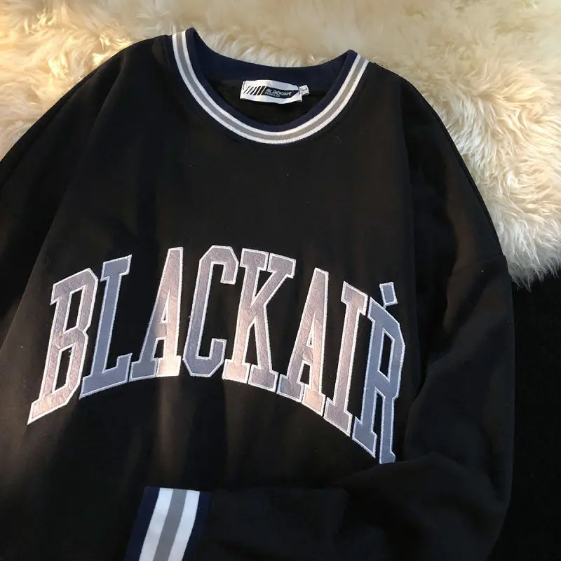 

Hip Hop Letter Embroidery Couples Crewneck Sweatshirt Men Women Jacket Top Clothes 2022 Spring Trendy Brand Retro College Style