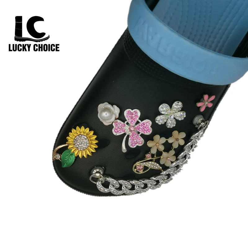 

1 Pcs New Designer Chain Shoe Charms Croc Accessories Decoration for Croc Charm Clog Shoes Charm Pendant Buckle for Girl Gift