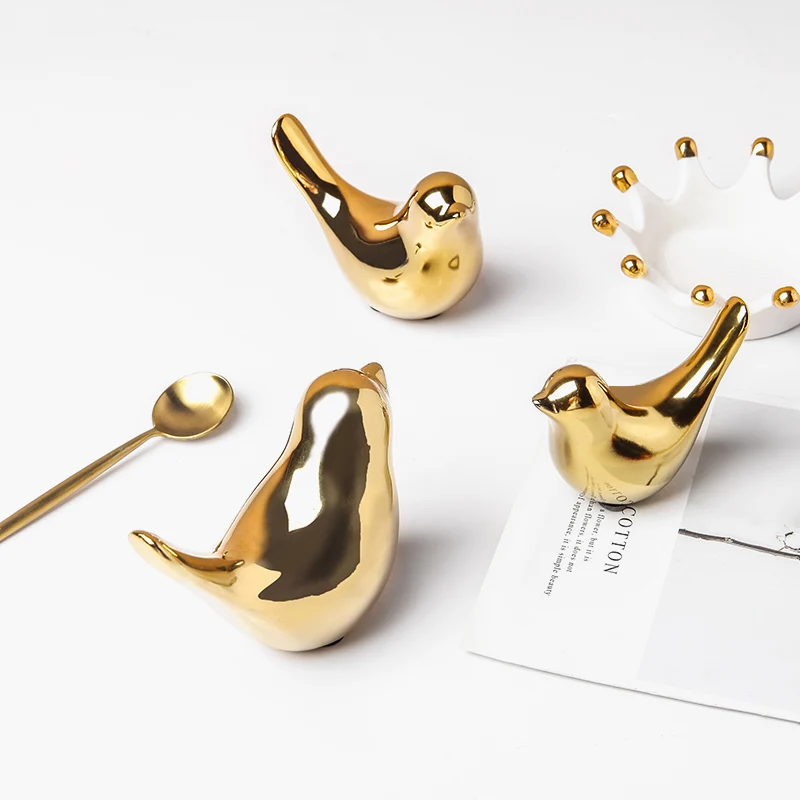 

Nordic Creative Golden Electroplating Ceramic Bird Handicraft Decoration Home Living Room Office Tabletop Ornament Decoration