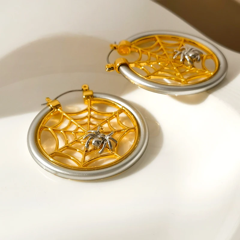 Серьги Bilandi Modern Jewelry Cool Web Spider 2022 Trend New Personality Hot Sale Silicone Hoop для женщин и девушек в подарок.