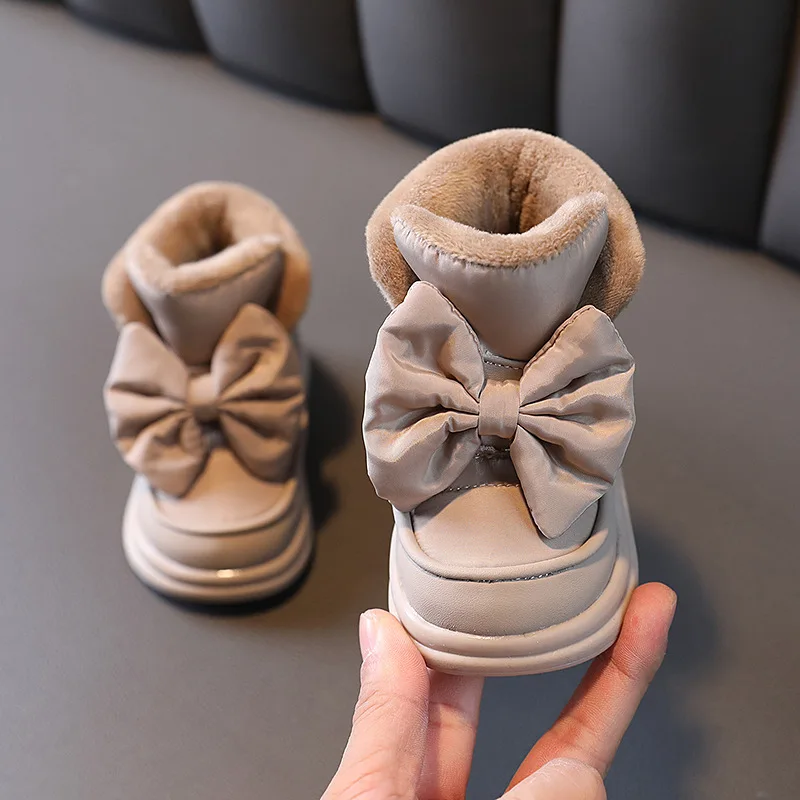 

Bowknot Children's Princess Fashion Girls Snow Boots 2023 Winter Leather Kids ShoesWarm Plush NON-SLIP Comfortabl Boots 26-36