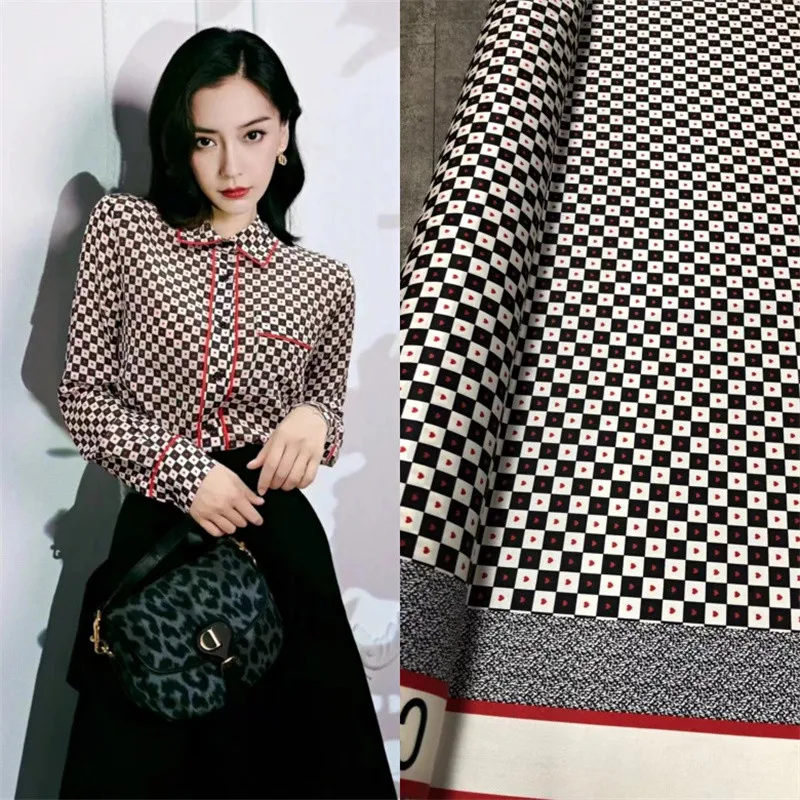 

Classic Fashion Black White Plaid Heart Print Twill Stretch Silk Fabric High-end Dress Shirt Fabric African Halloween Eco Woven