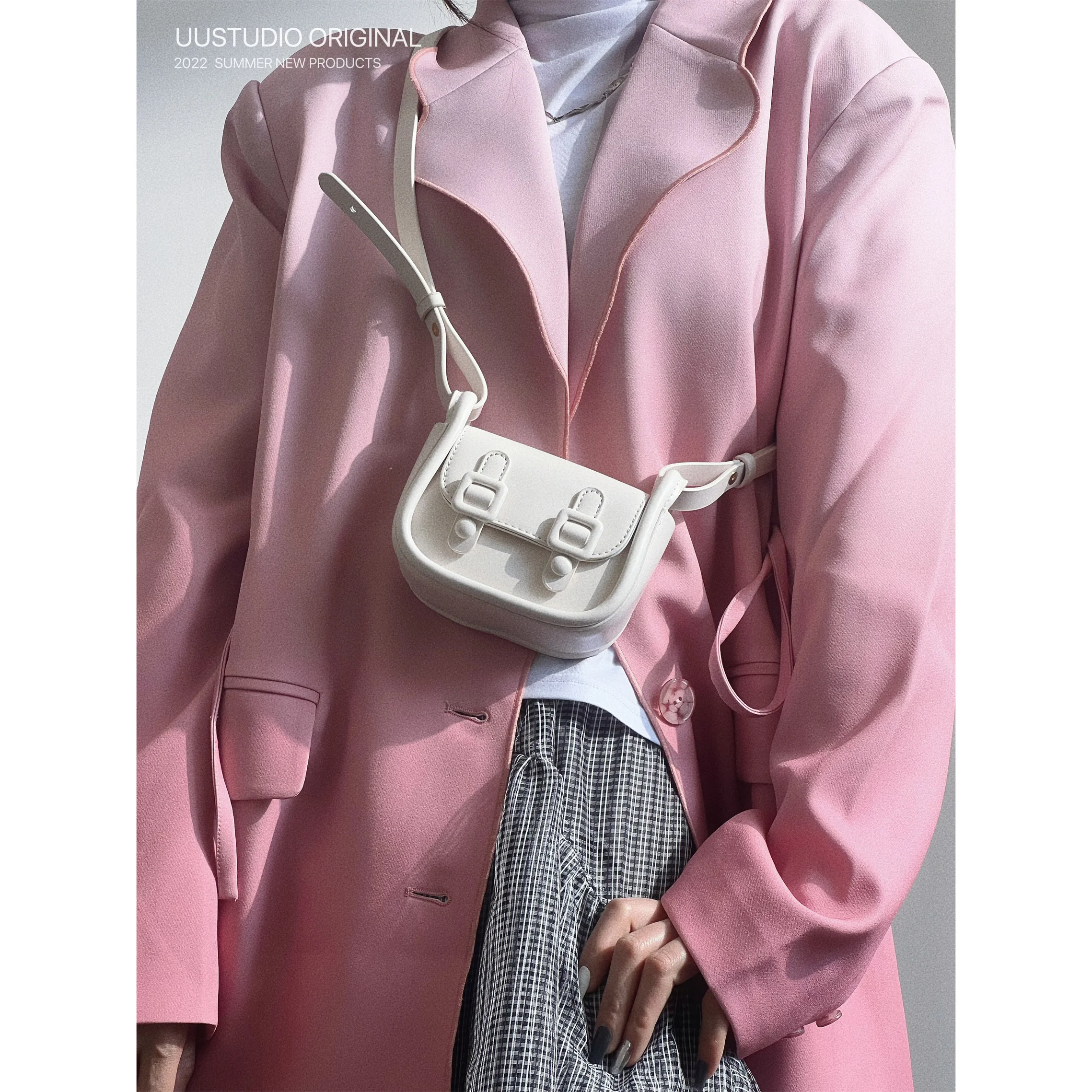 

Niche Design High Sense Bag Pink Girl Hot Girl Crossbody Mini Headset Lipstick Pack