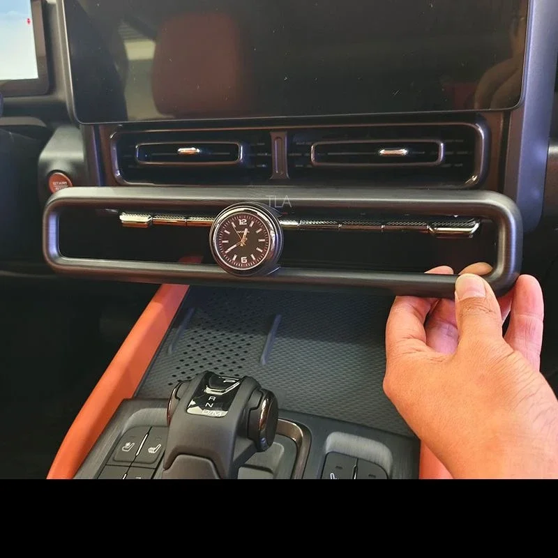 

Для Haval H9 2nd MKII 2024 2025 автомобильные часы с центральным управлением, крышка розетки кондиционера, кварцевые часы, аксессуары для декора интерьера