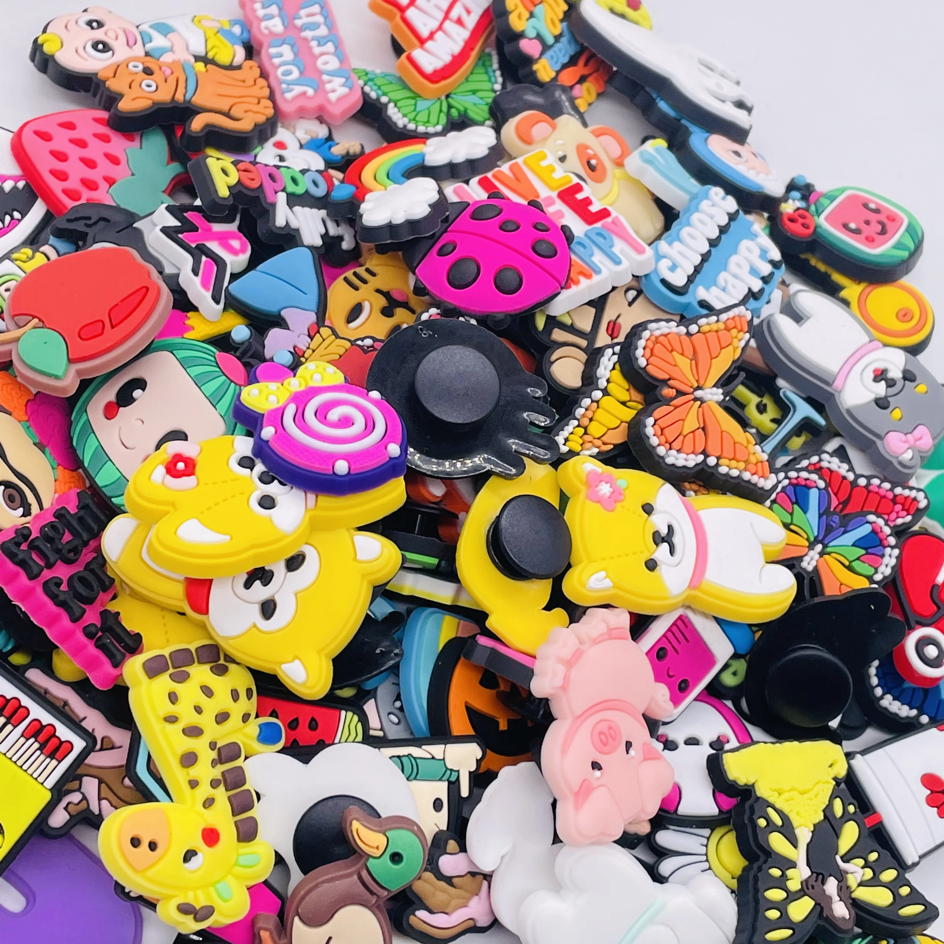 

Большая распродажа случайных сандалий обуви талисманы пряжки украшения для обуви клоги мальчиков девочек садовая обувь аксессуары подход...