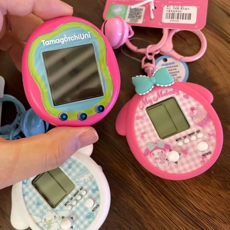 Силиконовый защитный чехол для игровой консоли Sanrio Tamagotchi Uni