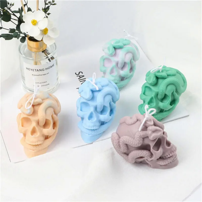 

3D Skull Silicone Candle Mould， For Halloween And Christmas Gifts 3D DIY Scented Resin Mold，Jelly/Cake/Soap Mold,Incense Candle