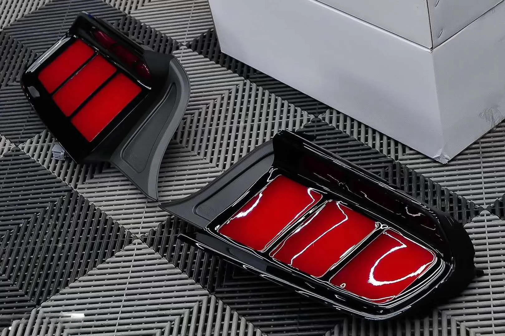 

For FORD for Mustang LED Tail lights 2015-2019 Year SN