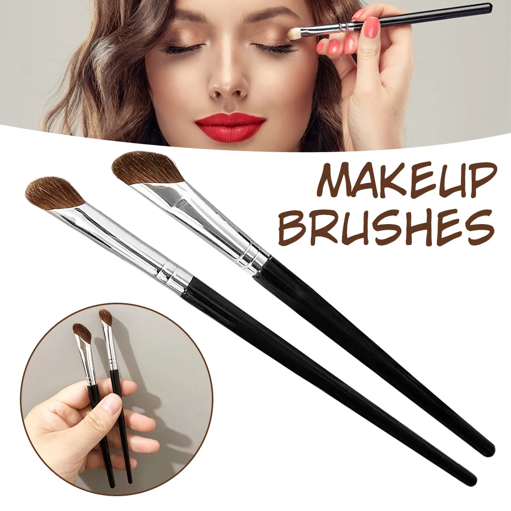 

Horse Hair Bloomings Brush Portable Contouring Brush Make Up Tool