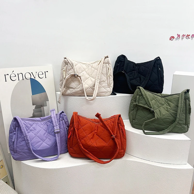 Вместительная тканевая сумка-тоут через плечо для женщин дизайнерская стеганая