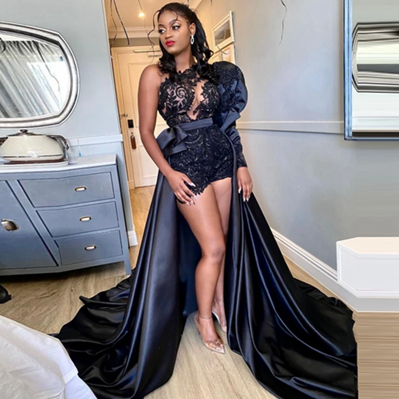 Короткое платье на одно плечо для выпускного вечера черные 2022 атласные бусины со